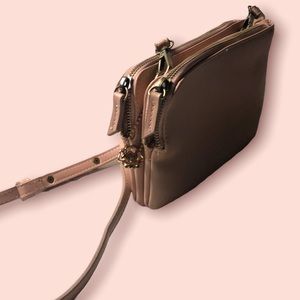 💙 URBAN OUTFITTERS LEATHER SHOULDER BAG